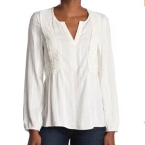 DR2 Cream Lace Detail Feminine Blouse